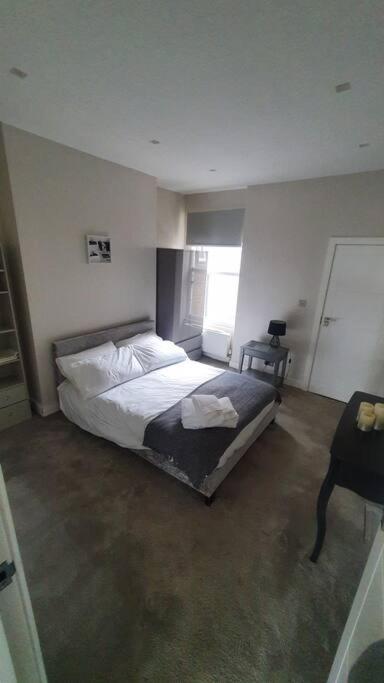 Entire Apartment Alexandra Palace, لندن المظهر الخارجي الصورة